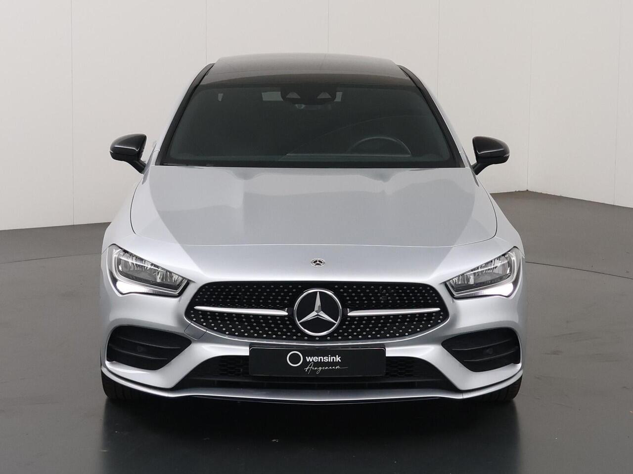 Mercedes-Benz CLA-KLASSE 250 e Premium Plus | AMG | Panoramadak | Night pakket |
