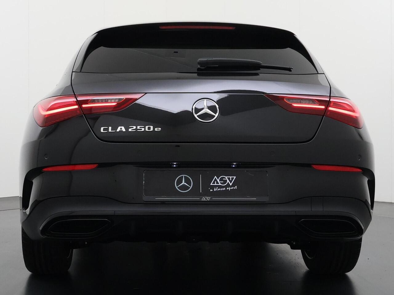 Mercedes-Benz CLA-KLASSE Shooting Brake 250 e Business Solution AMG