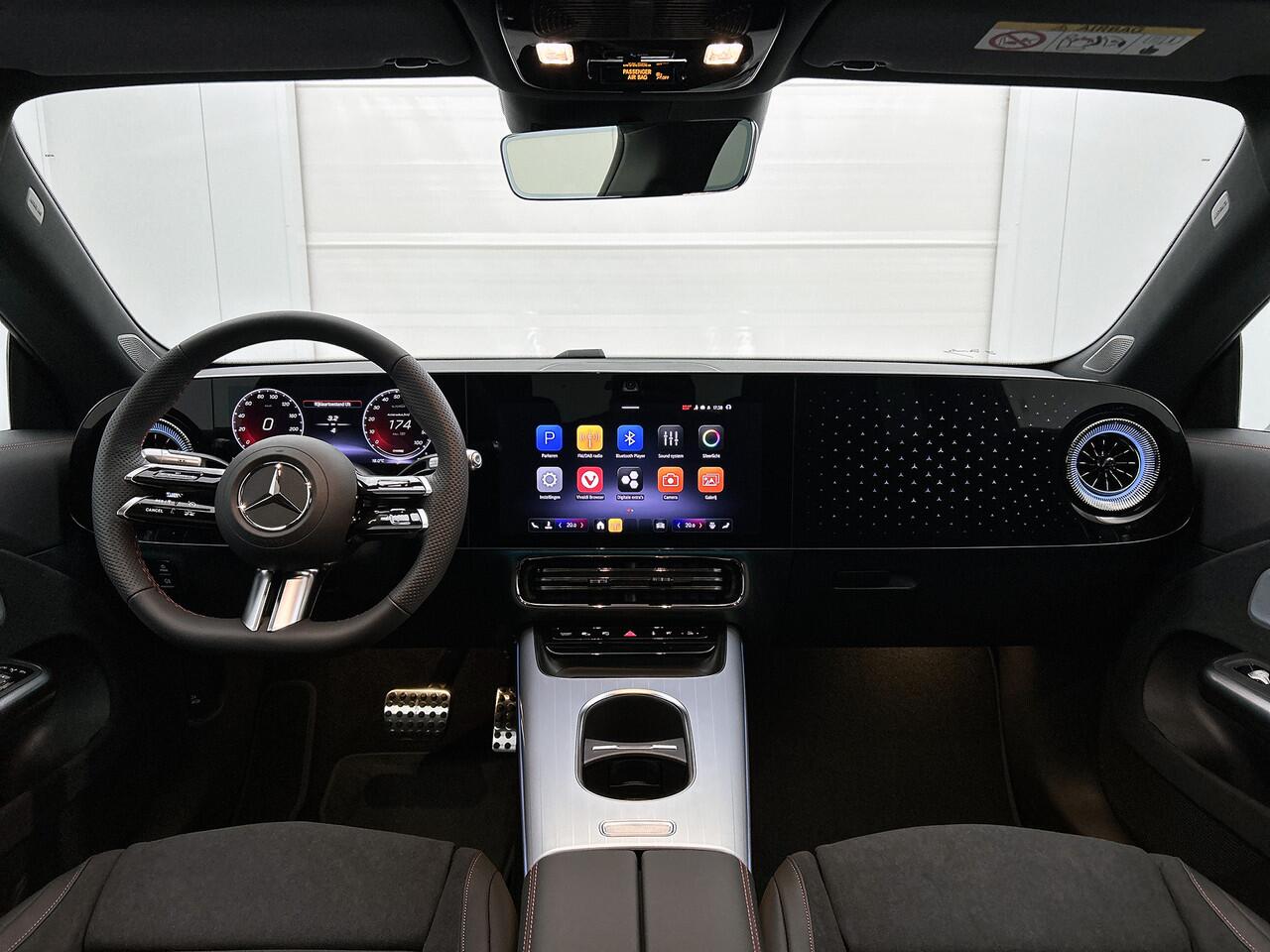 Mercedes-Benz CLA-KLASSE 250+ Launch Edition 85 kWh | Nightpakket | GUARD 360° vehicle protection | Warmtepomp | Panoramadak | Smartphone integratie | Memorypakket voorstoelen | Sierdelen aluminium |