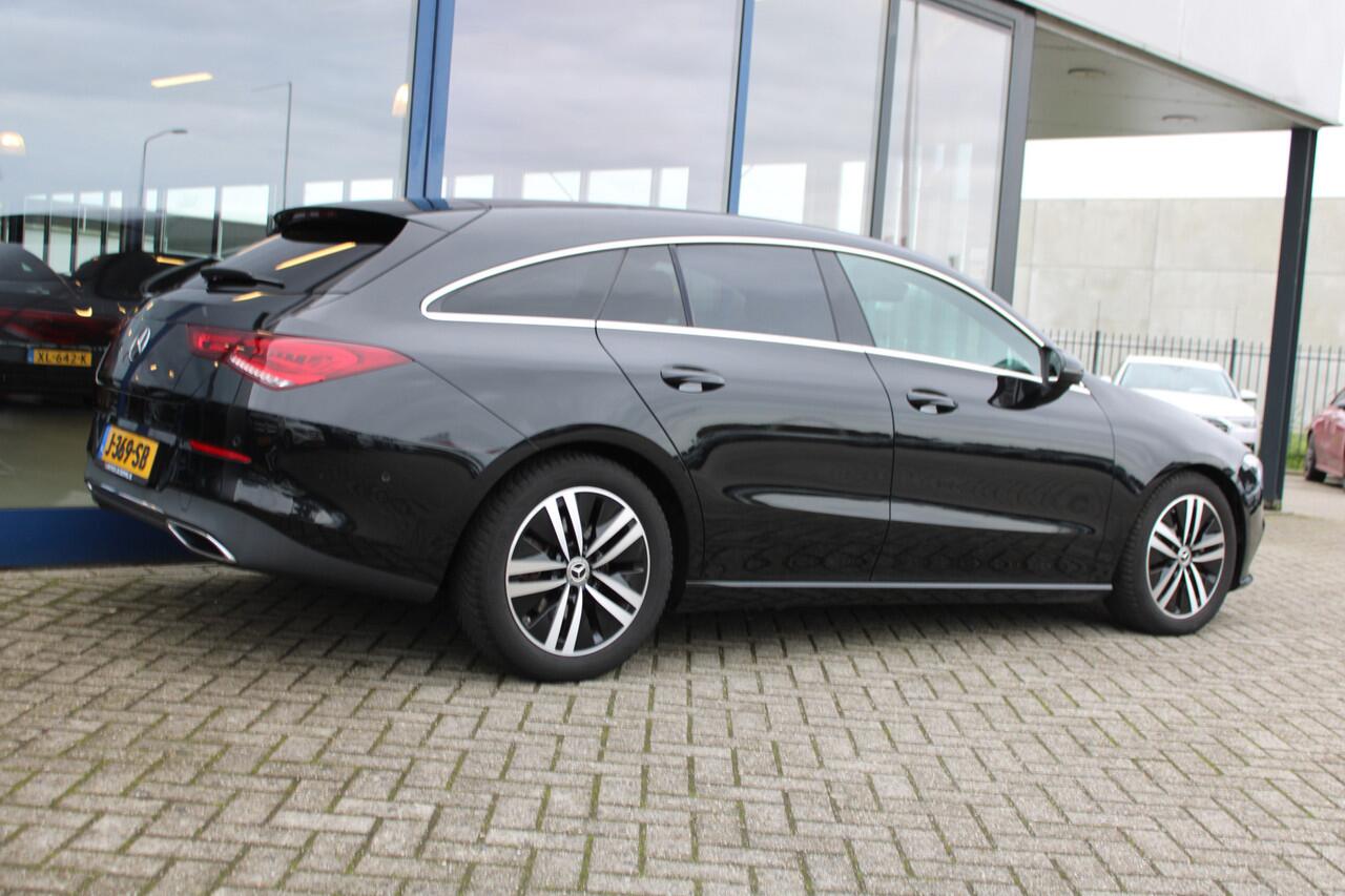 Mercedes-Benz CLA-KLASSE Shooting Brake 200 AUT7 Business Solution Luxury LEDER SFEER WIDESCREEN CAMERA