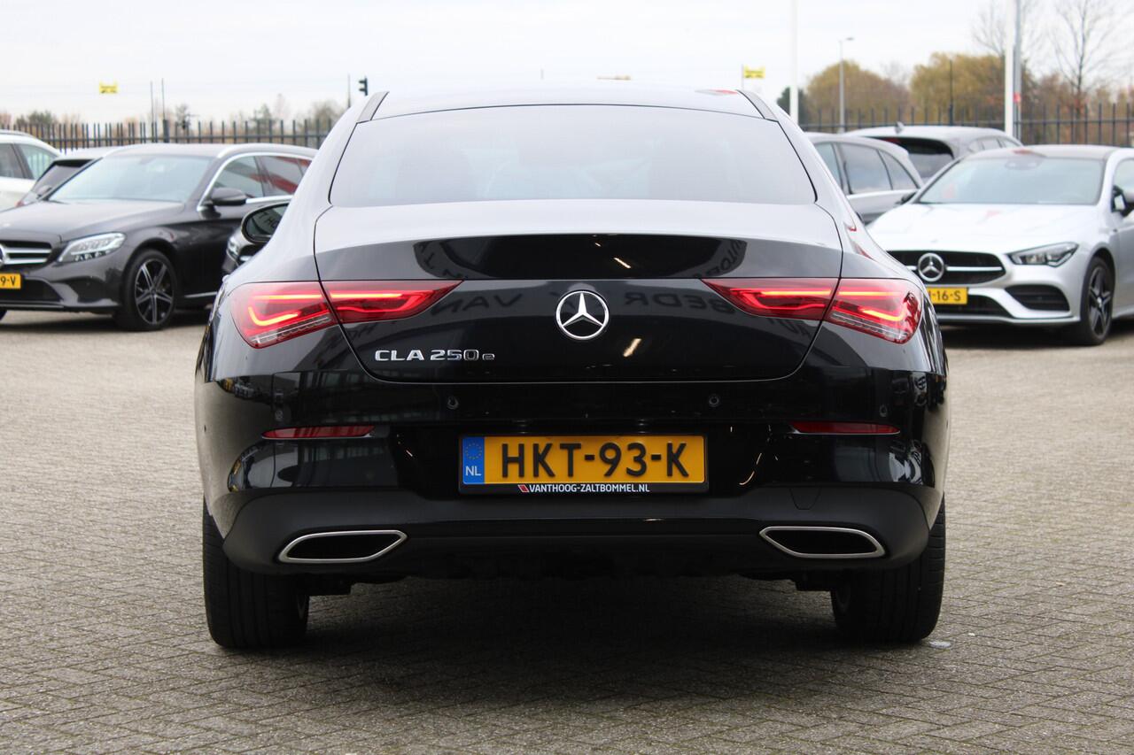 Mercedes-Benz CLA-KLASSE 250e Premium NIGHT PAKKET LEDER SFEER WIDESCREEN 18''