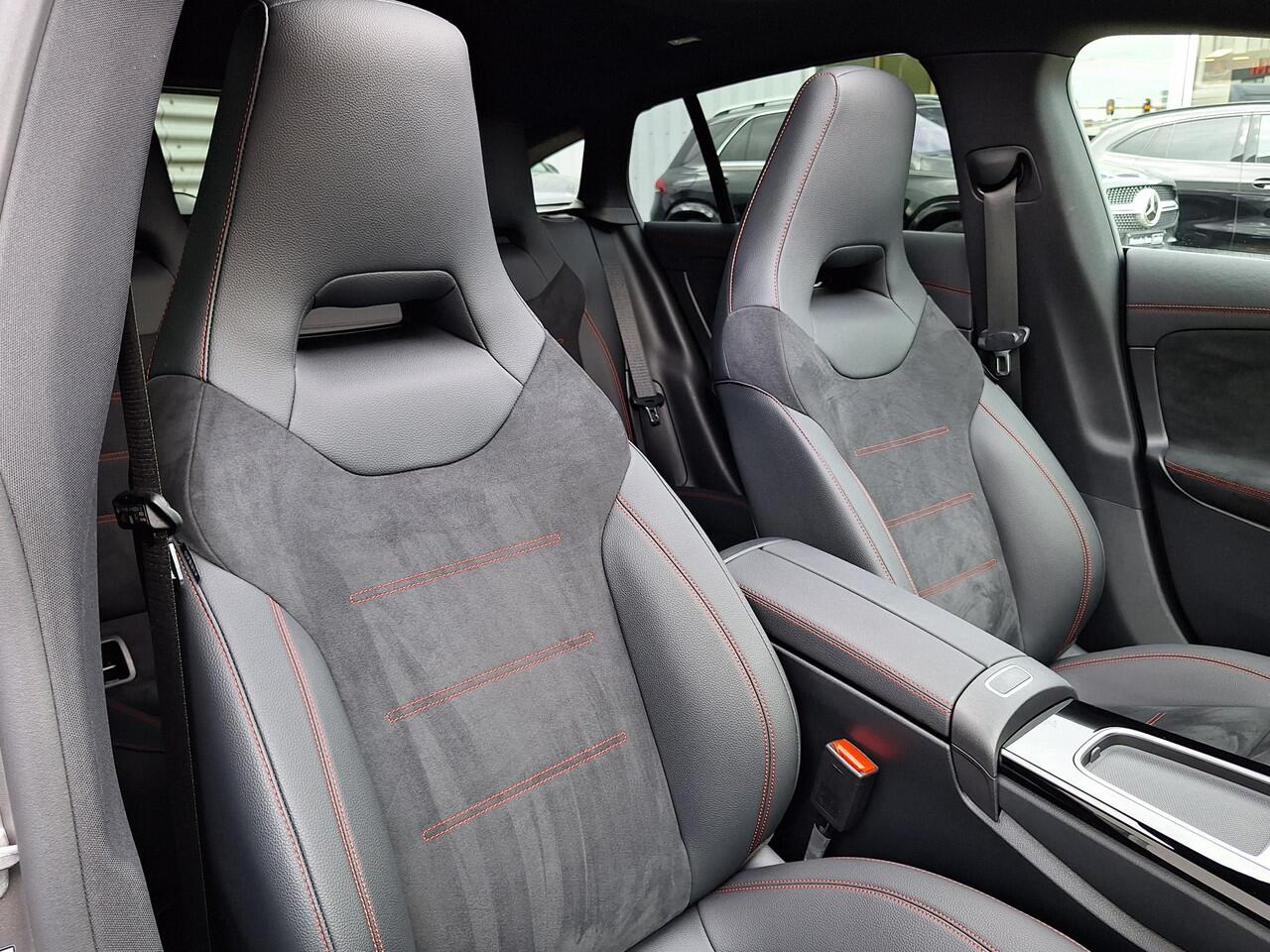 Mercedes-Benz CLA-KLASSE Shooting Brake 180 Star Edition AMG | Matgrijs | Nightpakket | Panoramadak | Dodehoekassistent | Apple CarPlay | Android Auto | Sfeerverlichting | Stoelverwarming | Achteruitrijcamera | Elektrisch Inklapbare Buitenspiegels