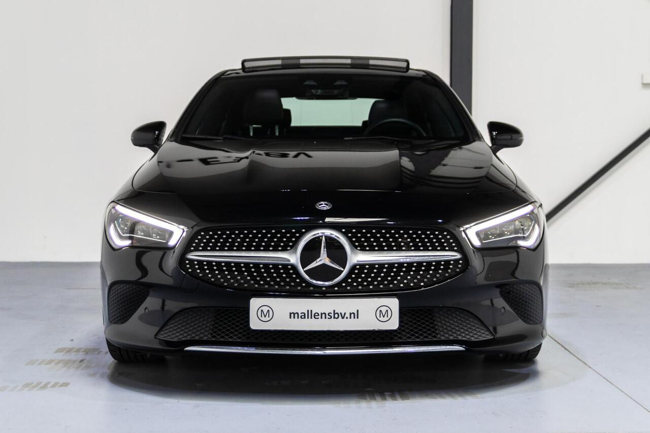 Mercedes-Benz CLA-KLASSE 180 Business Solution Luxury PANO/MEMORY/LEER/NAP/DEALEROH
