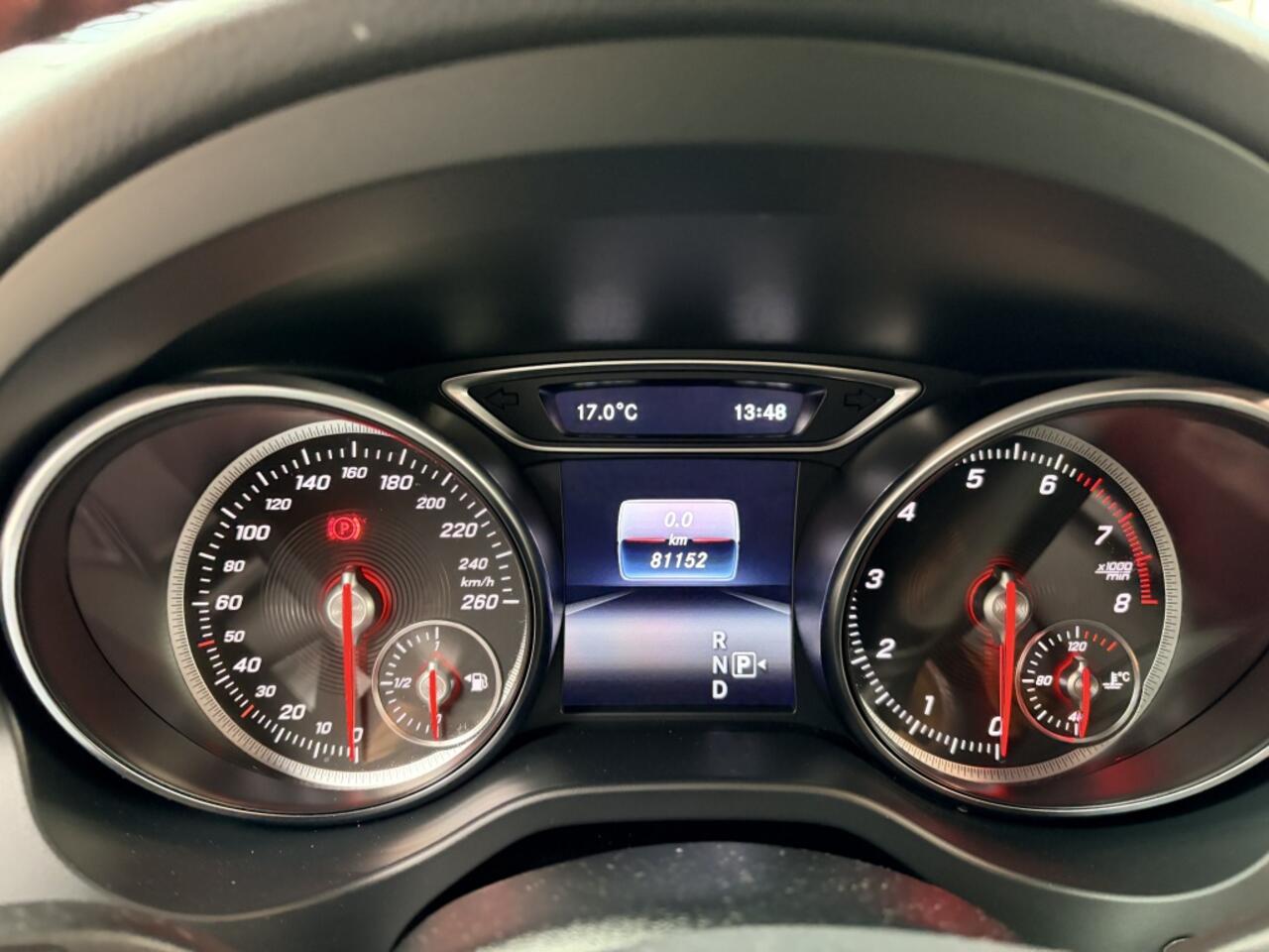 Mercedes-Benz CLA-KLASSE 180 AMG-Line Nightpakket Cruise Clima Navi NL Auto