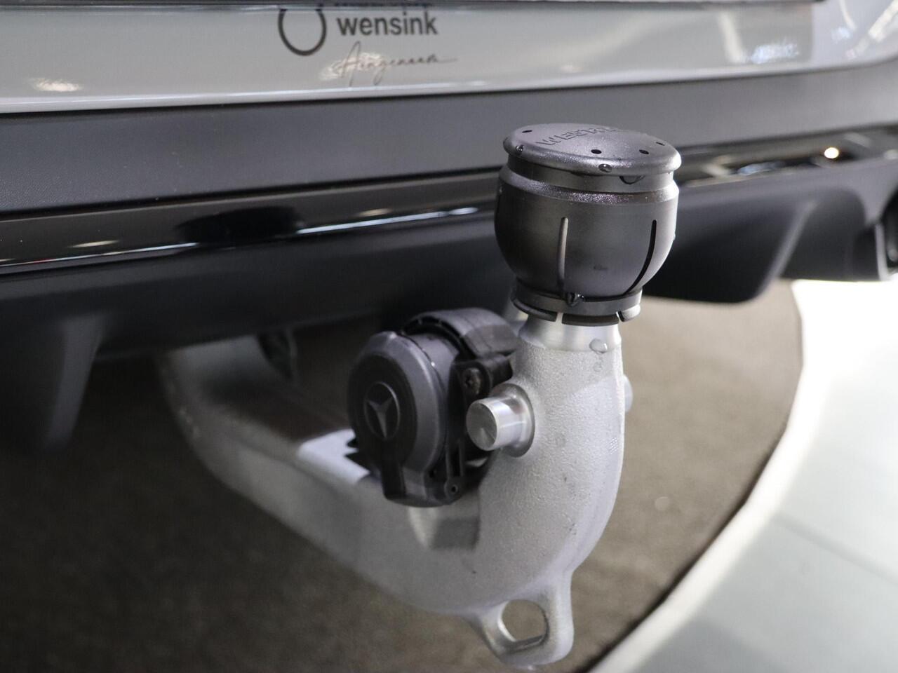 Mercedes-Benz CLA-KLASSE Shooting Brake 180 Business Solution AMG | AMG Line Plus | Nightpakket | Head-up display | 360° camera | Dodehoekassistent | 19 inch AMG Velgen |