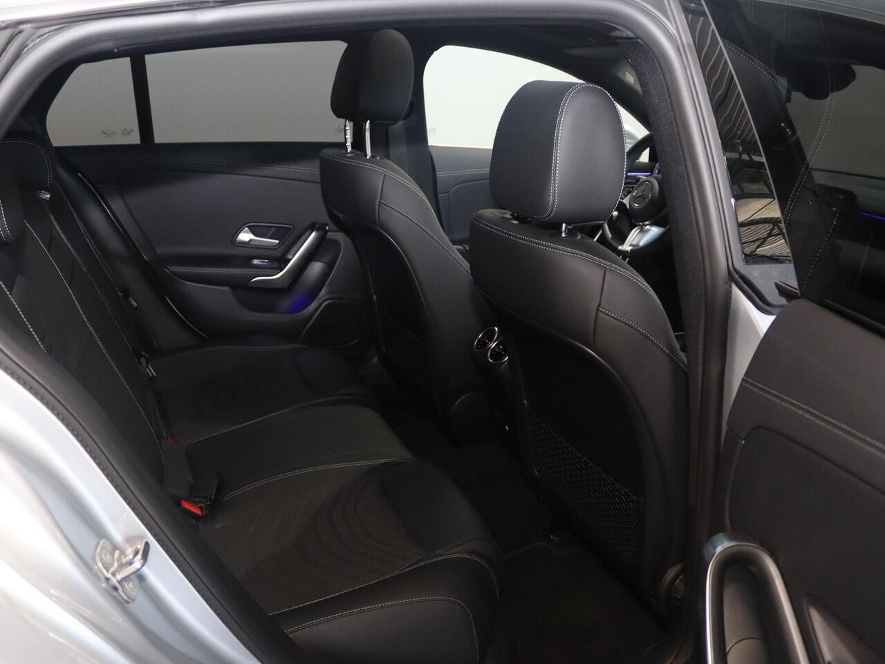 Mercedes-Benz CLA-KLASSE Shooting Brake 250e Star Edition Luxury Line LIMITED | Panoramaschuifdak | Dodehoekassistent | Achteruitrijcamera |