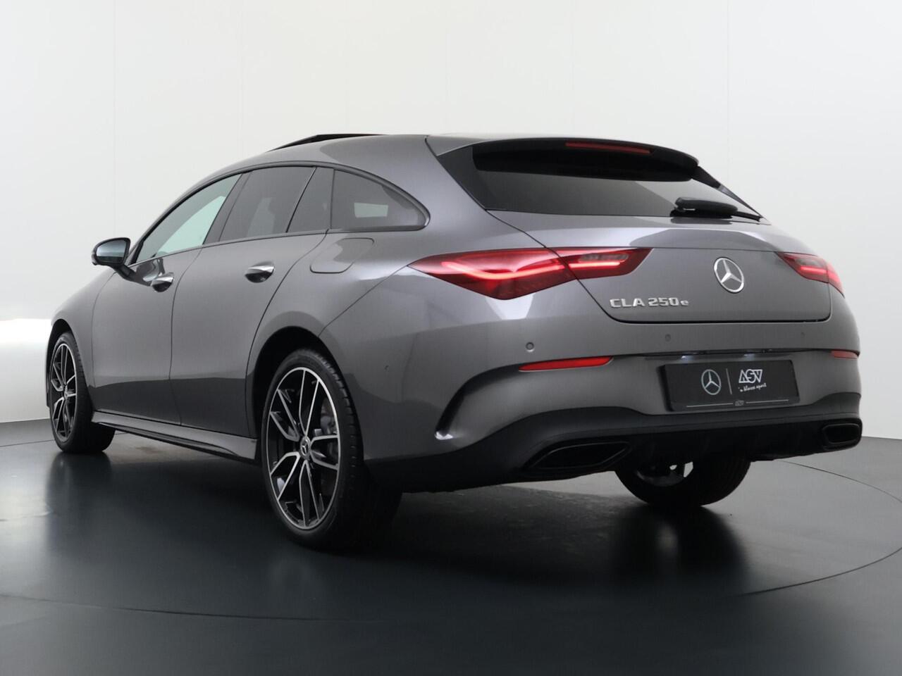 Mercedes-Benz CLA-KLASSE Shooting Brake 250 e Business Solution AMG