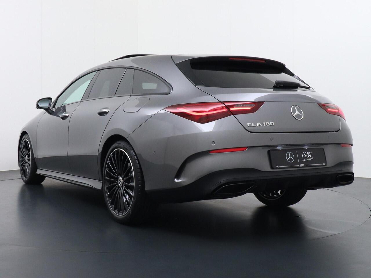 Mercedes-Benz CLA-KLASSE Shooting Brake 180 Business Solution AMG | Panorama - Schuifdak | Distronic Cruise Control | Memorystoelen | Head-Up Display | 360° Camera | Apple Carplay & Android Auto | Nightpakket