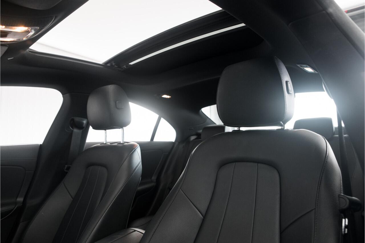 Mercedes-Benz CLA-KLASSE 250 e Advantage Sfeerverlichting Pano Leder Panoramadak