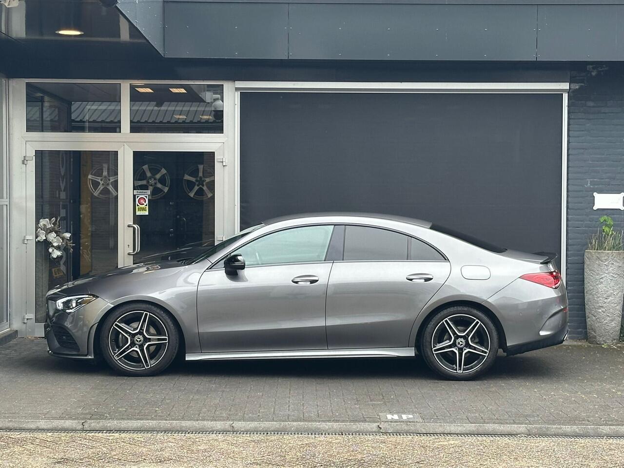 Mercedes-Benz CLA-KLASSE 180 AMG SFEER / BURMESTER / STOELVERWARMING / DEALER ONDERHOUDEN / CAMERA