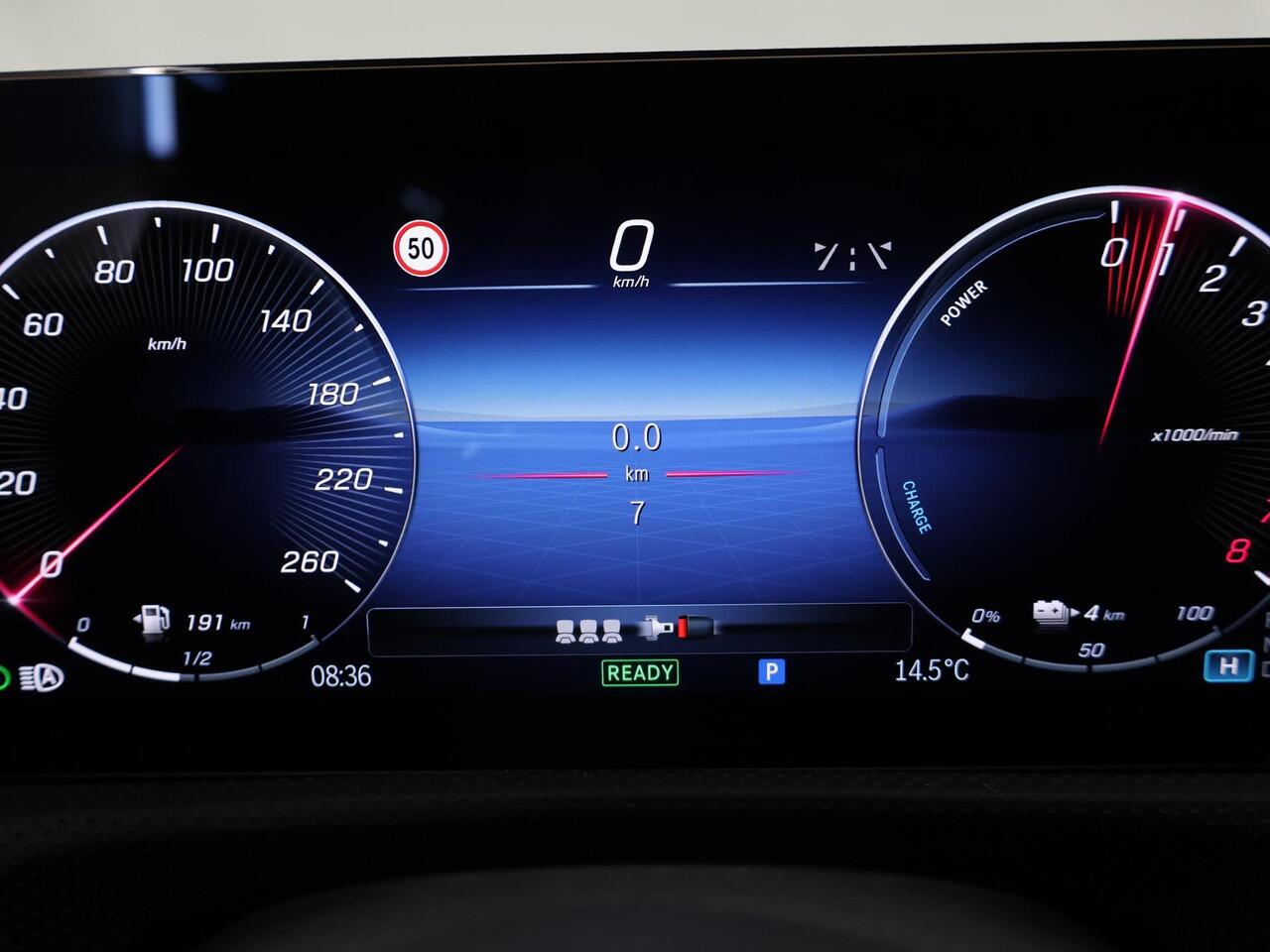 Mercedes-Benz CLA-KLASSE Shooting Brake 250e Star Edition | Easypack - achterklep | Keyless go | Achteruitrijcamera | Stoelverwarming | Sfeerverlichting |