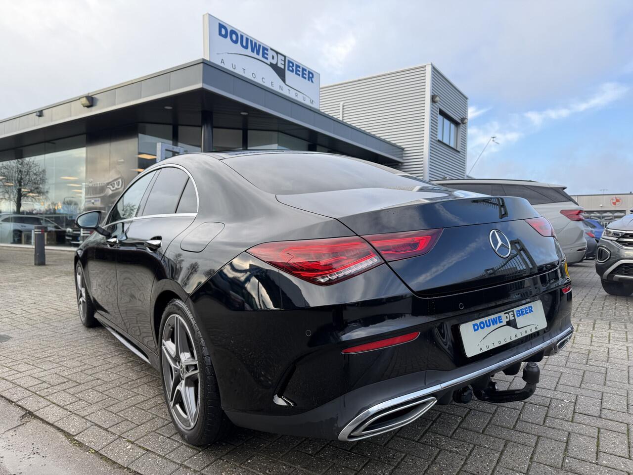 Mercedes-Benz CLA-KLASSE 200 AMG Line Premium Trekhaak | Stoelverw. | Camera |