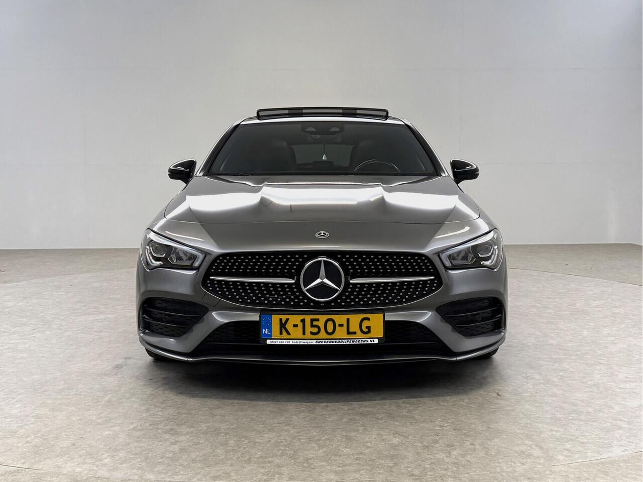 Mercedes-Benz CLA-KLASSE Shooting Brake 200 AMG | Pano | Sfeer | Virtual | Camera | Trekh. | Carplay | LED | NAP