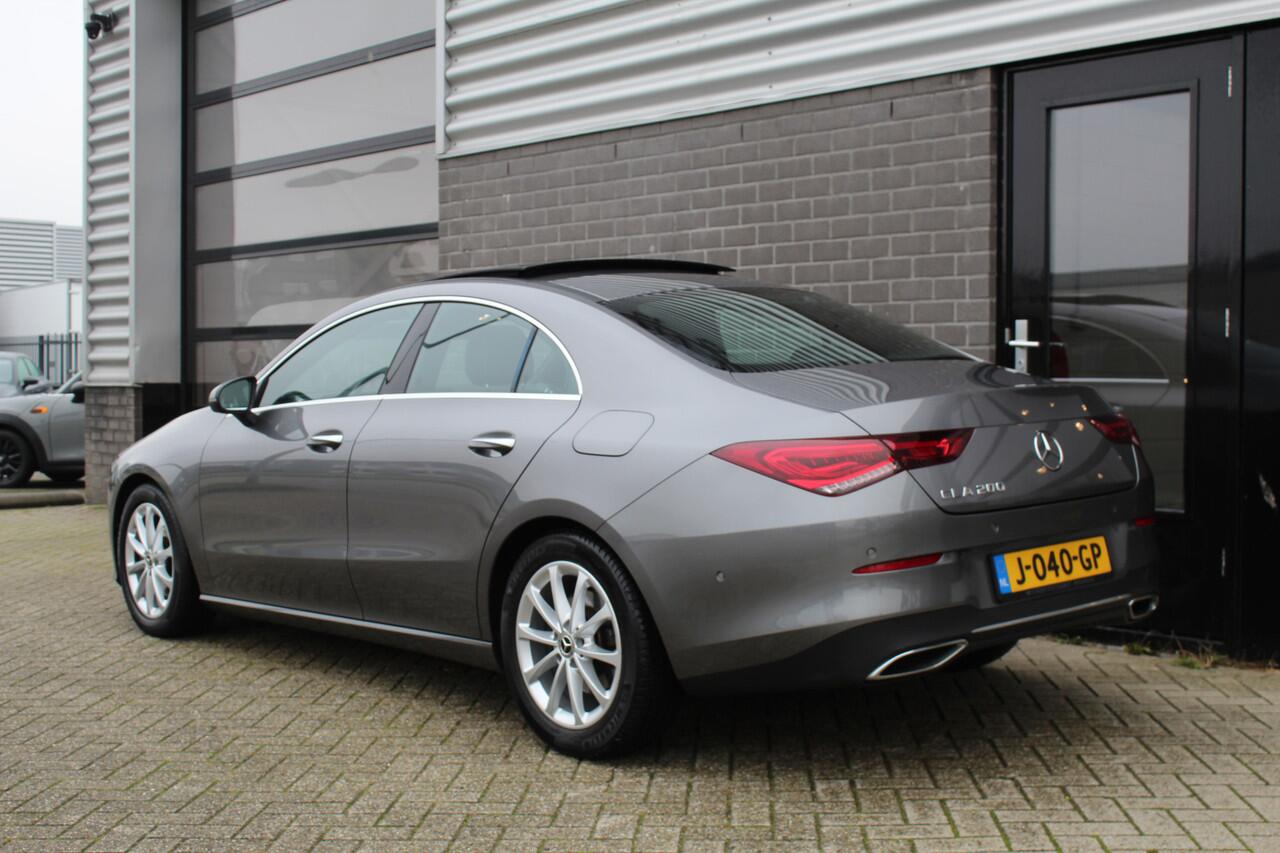 Mercedes-Benz CLA-KLASSE 200 Business Solution Luxury / Panoramadak / N.A.P.