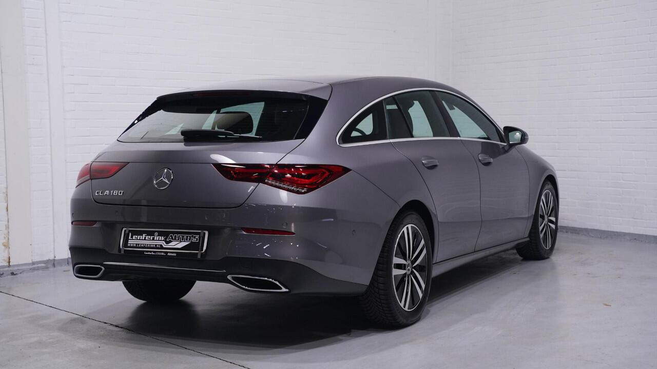 Mercedes-Benz CLA-KLASSE Shooting Brake 180 Business Solution Luxury 1e Eig. NAP Camera Leder Comfortstoelen Stoelverwarming Rijklaar!