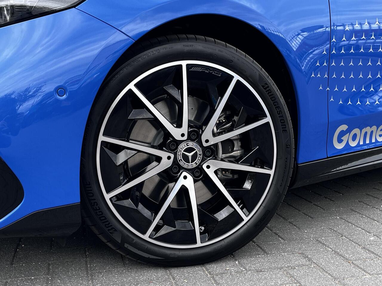 Mercedes-Benz CLA-KLASSE 250+ Launch Edition | AMG Line | Night Pakket | Panoramadak | MULTIBEAM LED Koplampen | DISTRONIC Afstandsassistent | Dodehoekassistent | Elektrisch Verstelbare Stoelen + Memory | Stoelverwarming | Sfeerverlichting