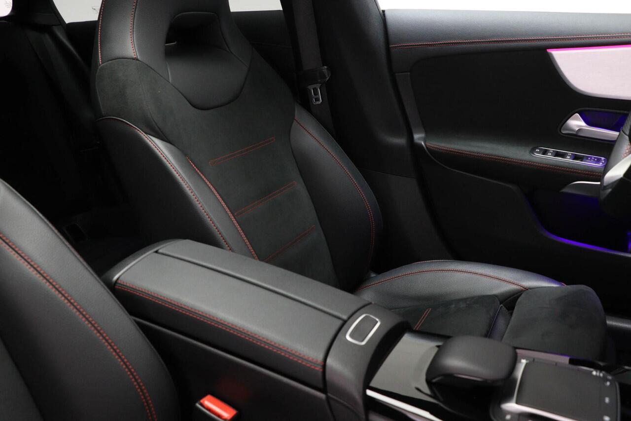 Mercedes-Benz CLA-KLASSE Shooting Brake 180 Business Solution AMG | BUSINESS PLUS PACK | PANORAMADAK | DAB | CAMERA