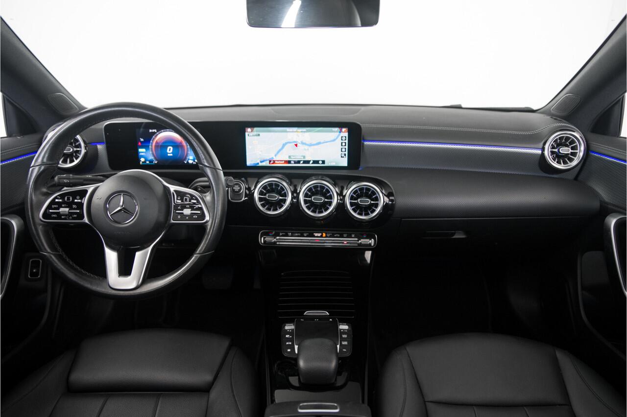 Mercedes-Benz CLA-KLASSE 250 e Advantage Sfeerverlichting Pano Leder Panoramadak