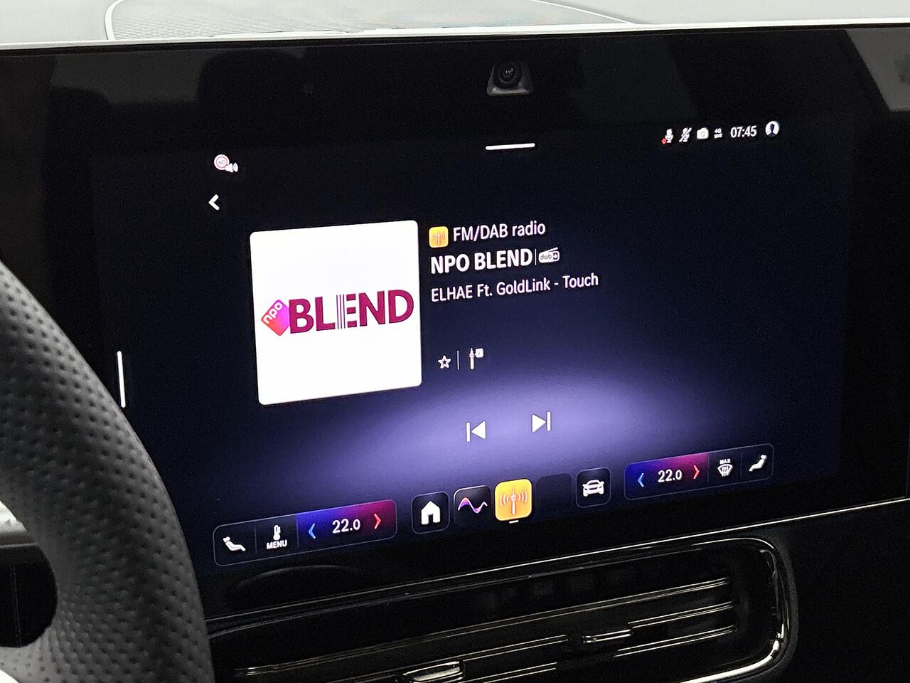 Mercedes-Benz CLA-KLASSE 250+ Launch Edition 85 kWh | Trekhaak | Warmtepomp | Multibeam LED | Stoelverwarming | Panoramadak | Adaptieve cruisecontrol | GUARD 360° vehicle protection | Nightpakket | Sierdelen aluminium |