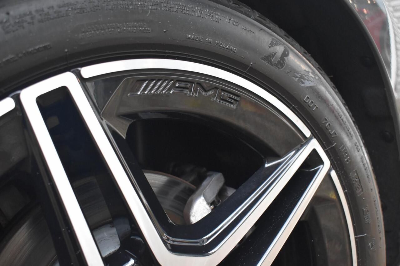 Mercedes-Benz CLA-KLASSE Shooting Brake 180 d AMG Pano Sfeer Elc Stoel Camera Advanced Aud