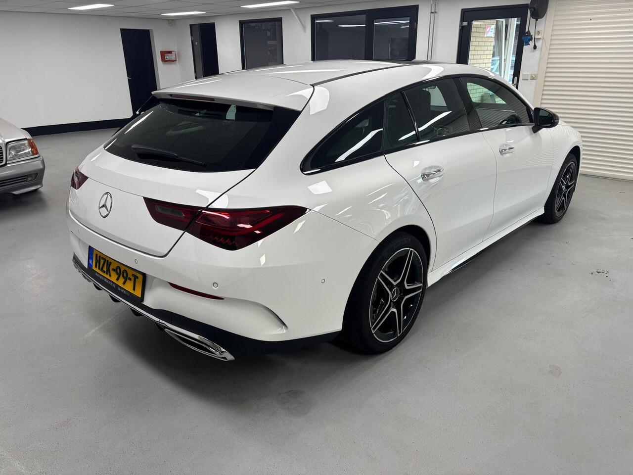Mercedes-Benz CLA-KLASSE Shooting Brake 200 AMG Line Panorama Led Camera Keyless go Widescreen