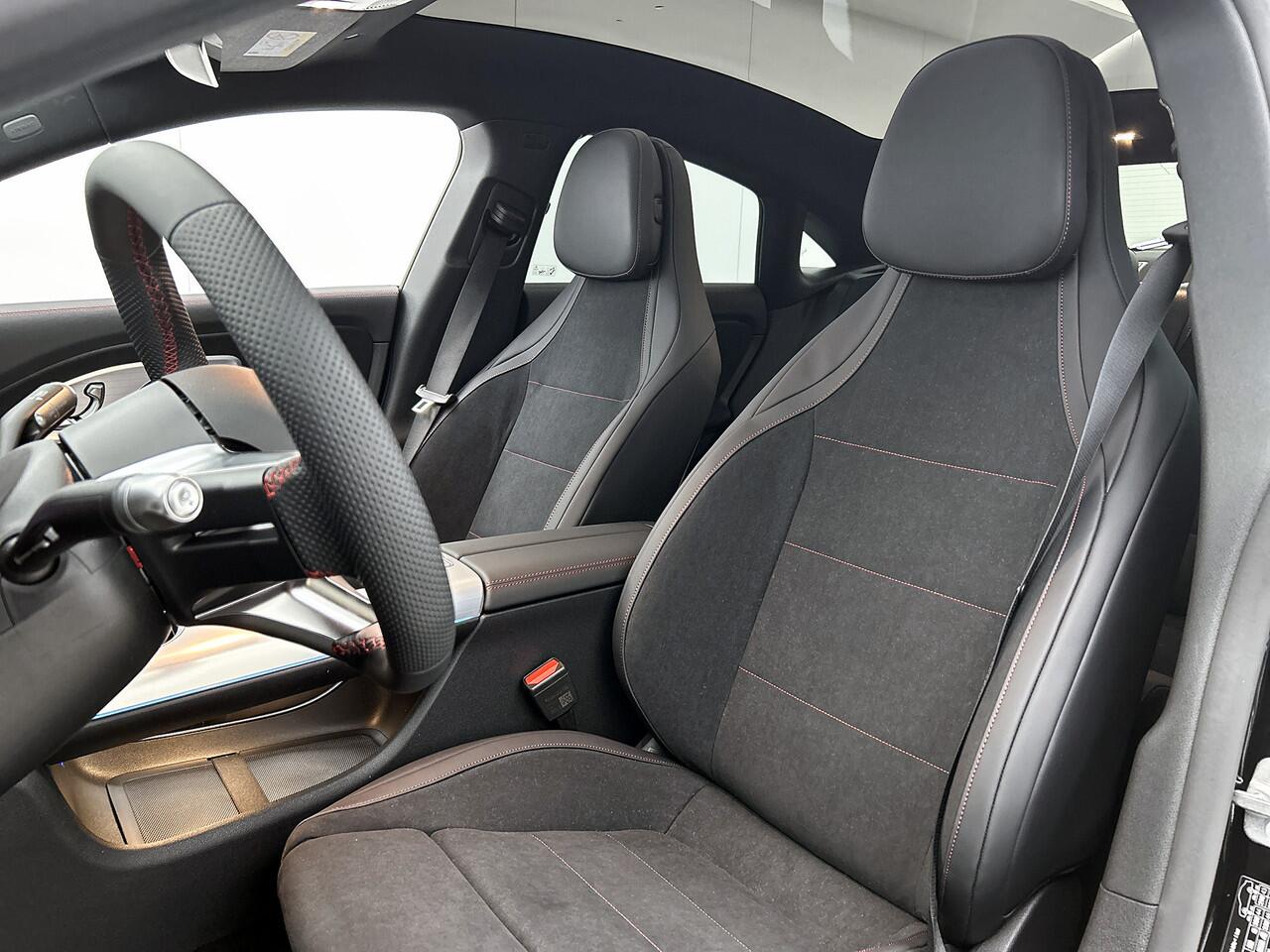 Mercedes-Benz CLA-KLASSE 250+ Launch Edition 85 kWh | Smartphone integratie | Warmtepomp | Nightpakket | Memorypakket | Antidiefstal pakket URBAN GUARD | Adaptieve Cruisecontrol | Multibeam LED |