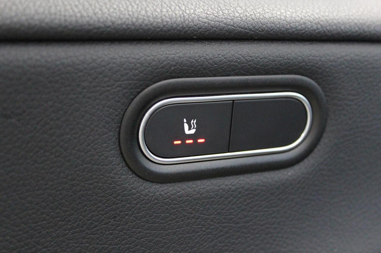 Mercedes-Benz CLA-KLASSE Shooting Brake 180 d Business Solution | DAB | PDC-V/A | TREKHAAK | NAVI | E-KLEP | CLIMA | CRUISE | 16'LMV | CAMERA |