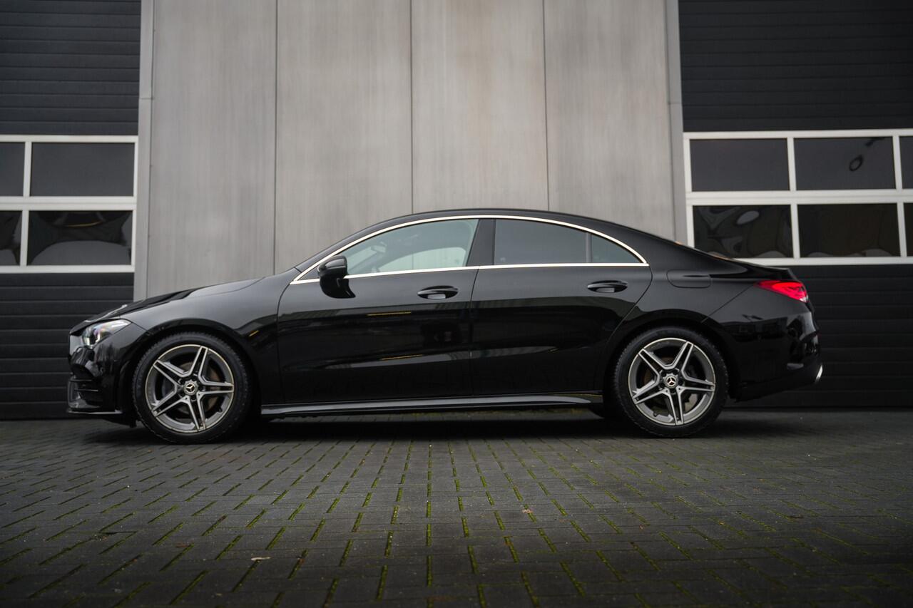 Mercedes-Benz CLA-KLASSE 180 136 pk Business Solution Luxury AMG-Sportpakket / Sfeer-Verl./ Led-Koplamp/ Sport-Stoelen/ Stoel.Verw/ Camera/ 18'' LMV