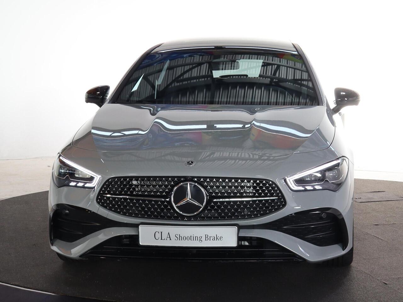 Mercedes-Benz CLA-KLASSE Shooting Brake 180 Business Solution AMG | AMG Line Plus | Nightpakket | Head-up display | 360° camera | Dodehoekassistent | 19 inch AMG Velgen |