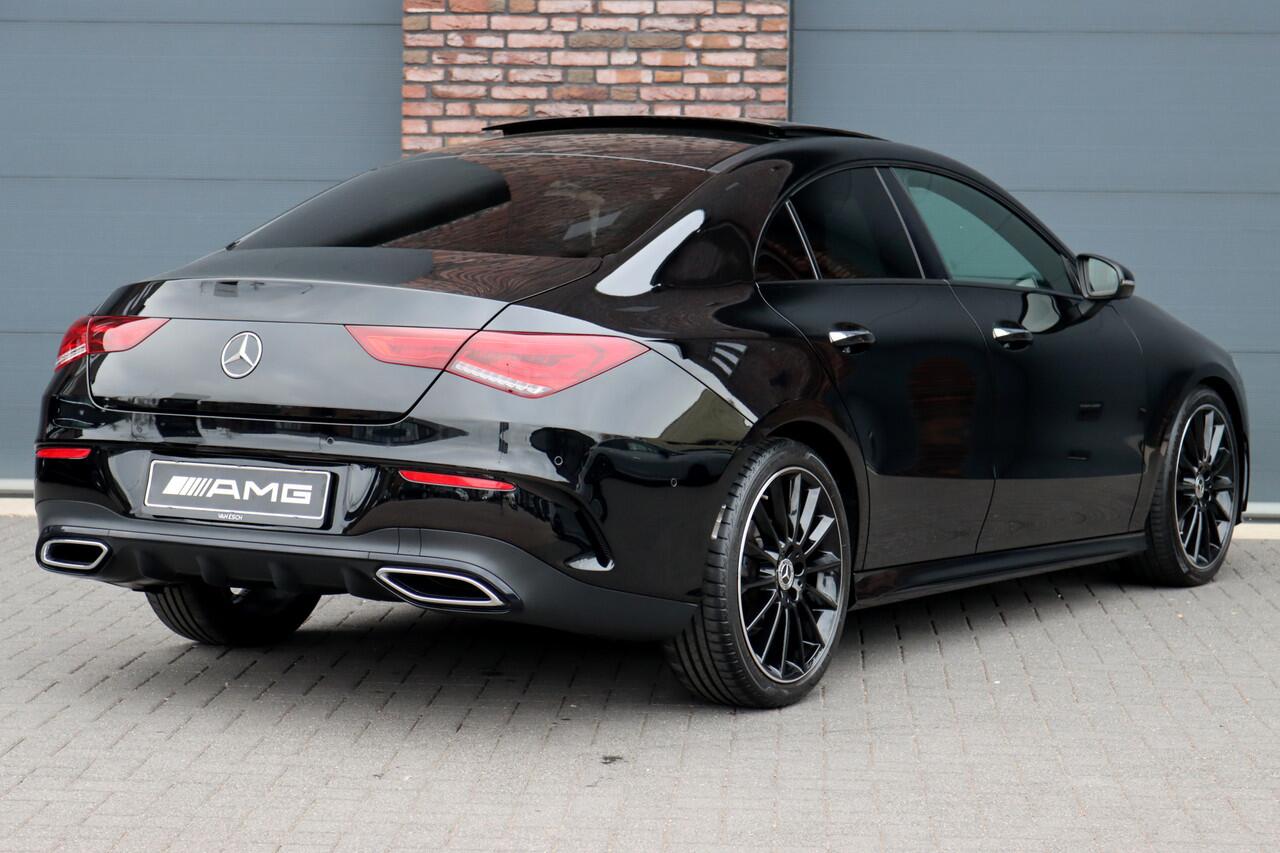 Mercedes-Benz CLA-KLASSE 180 AMG Line Aut7 | Panoramadak | Memory | Sfeerverlichting | Camera | Advanced Sound System | Keyless Go | Zitcomfortpakket | Cruise Control | Multibeam LED |