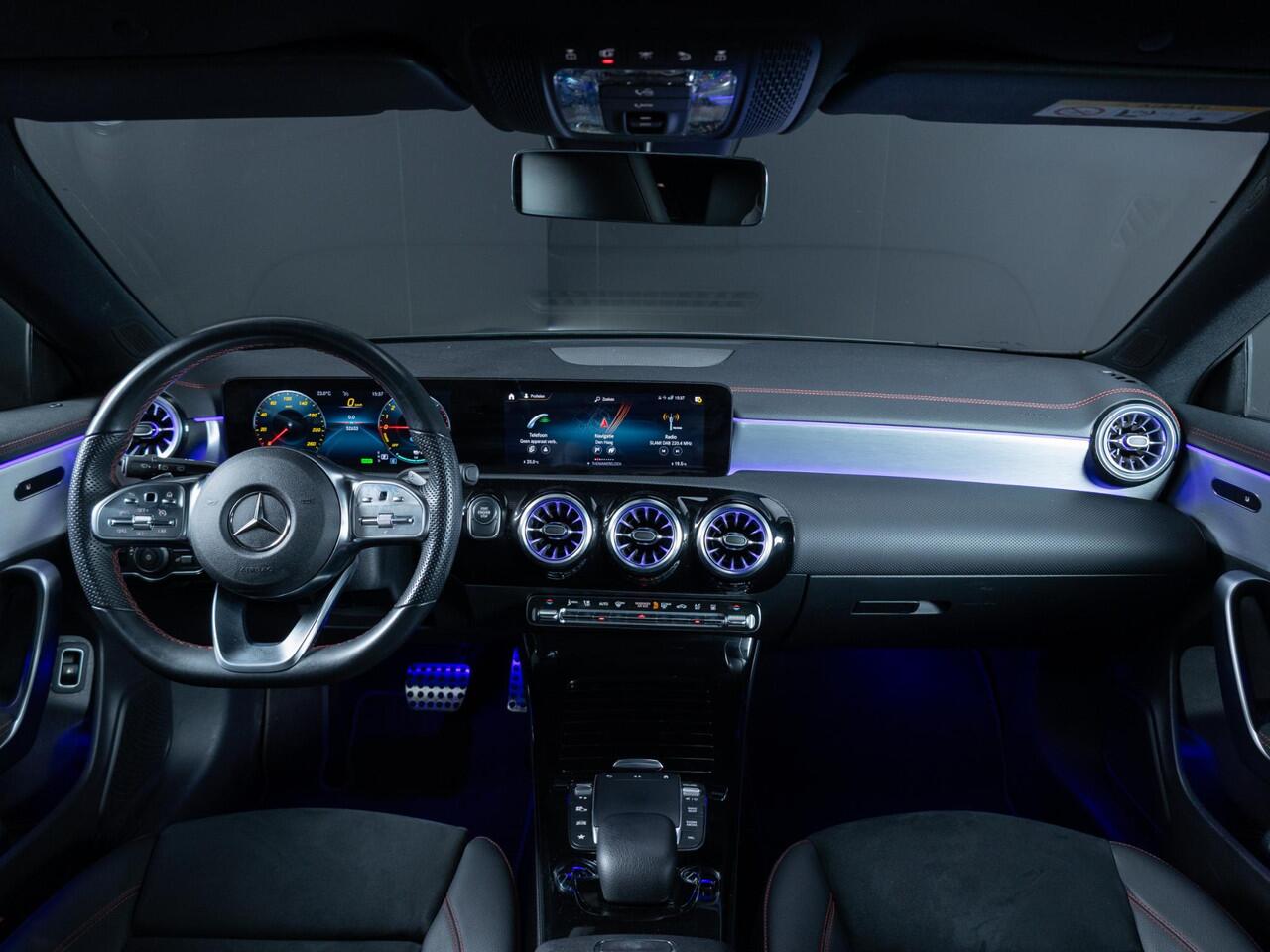 Mercedes-Benz CLA-KLASSE Shooting Brake 250 e Business Solution AMG Limited