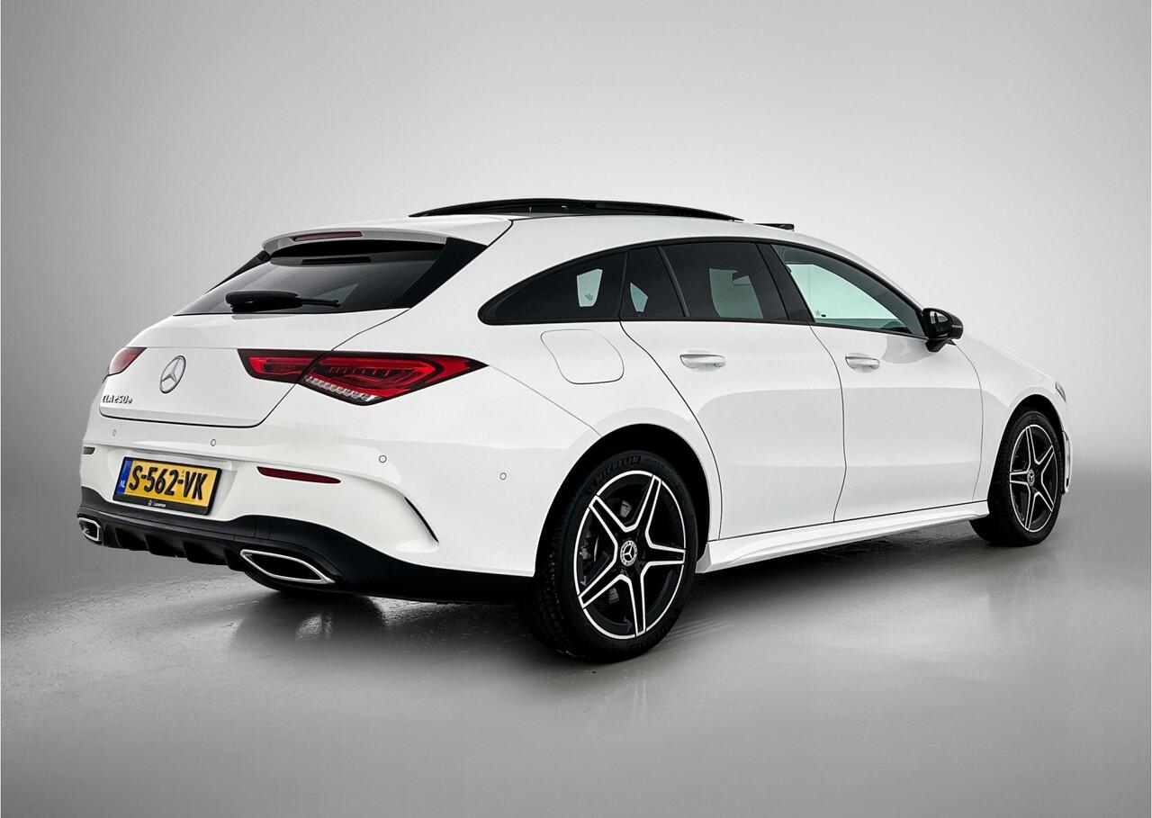 Mercedes-Benz CLA-KLASSE Shooting Brake 250 e AMG Line | Panoramadak | 360°-camera | Nightpakket | Multibeam led | Sfeerverlichting | Inclusief 24 maanden MB Certified garantie voor Europa.