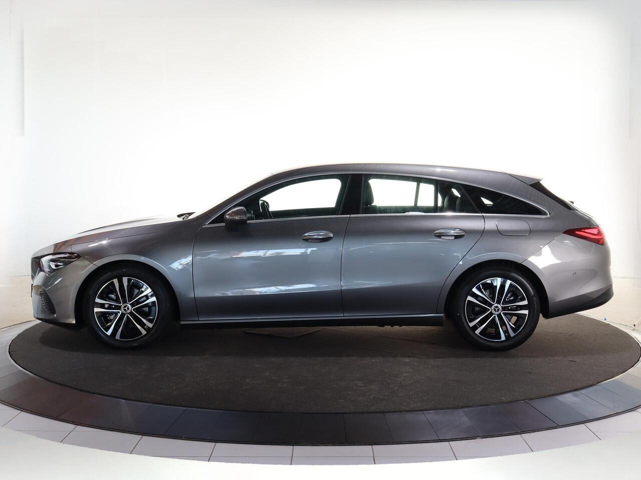 Mercedes-Benz CLA-KLASSE 180 Star Edition LIMITED | Stoelverwarming voor | Achteruitrijcamera | Led-koplampen