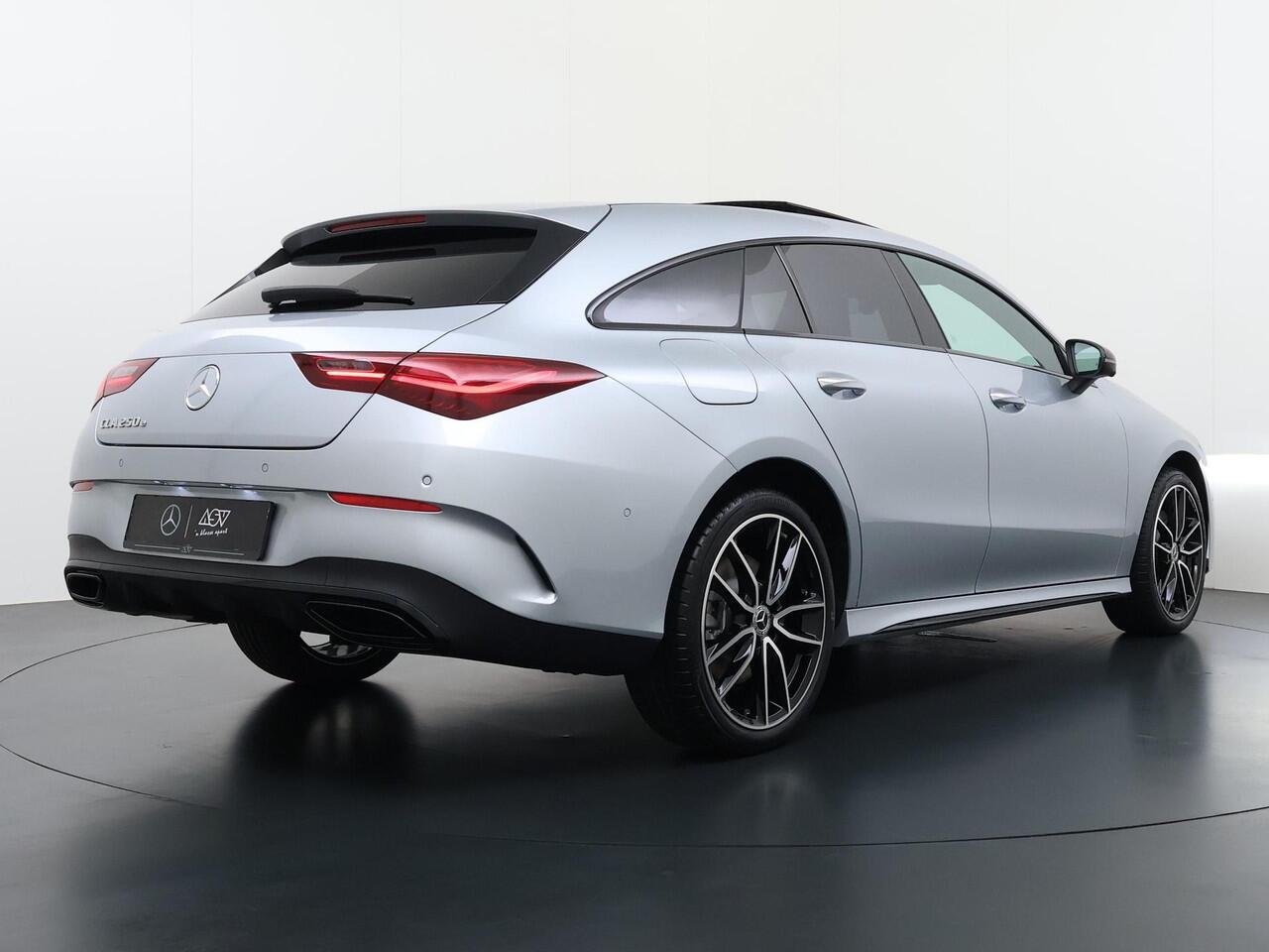 Mercedes-Benz CLA-KLASSE Shooting Brake 250 e Business Solution AMG