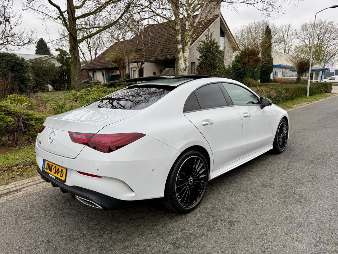 Mercedes-Benz CLA-KLASSE 180 AMG 136PK AUToPanooBurmesteroHeadup