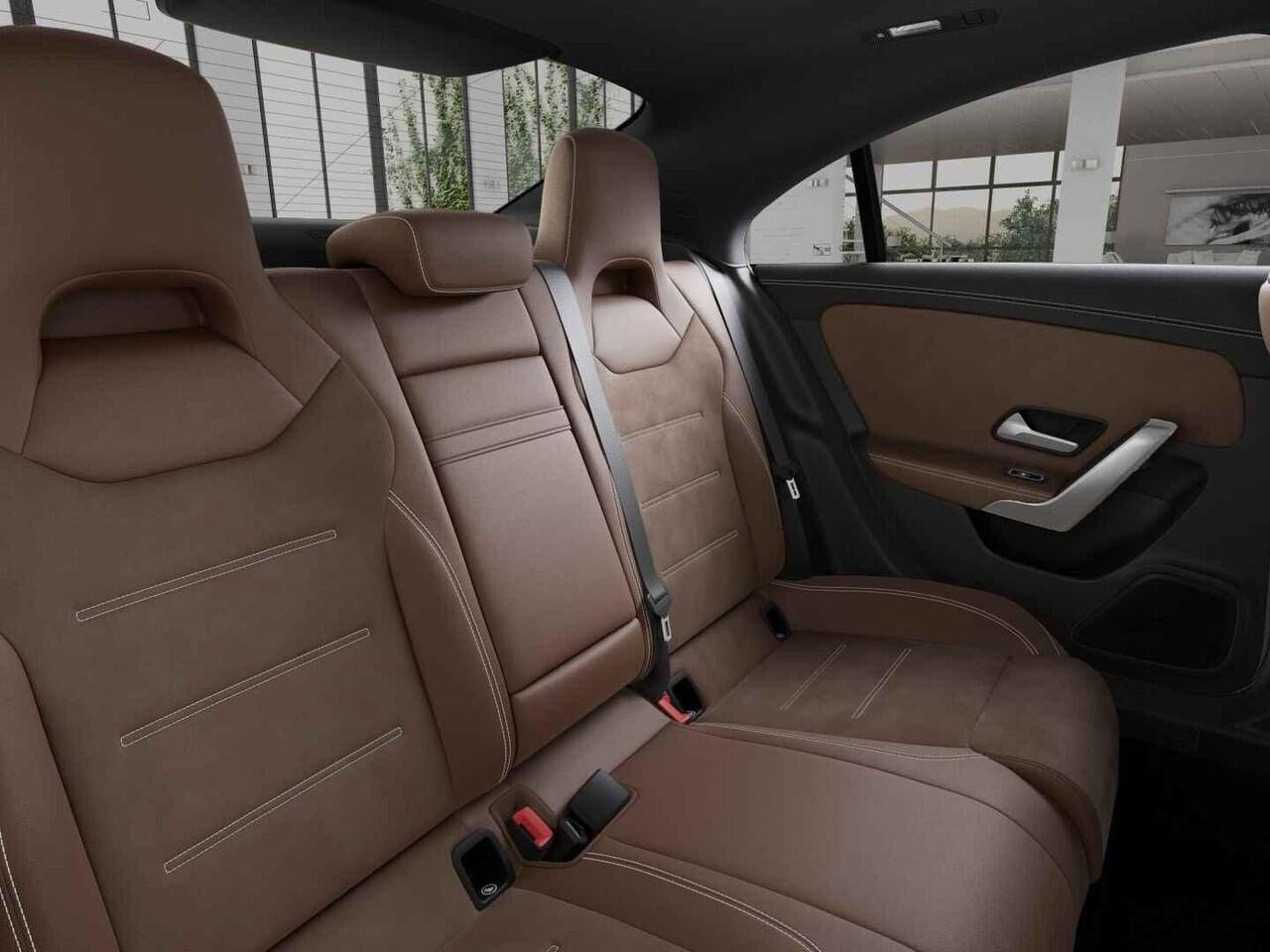 Mercedes-Benz CLA-KLASSE 180 Star Edition AMG Line