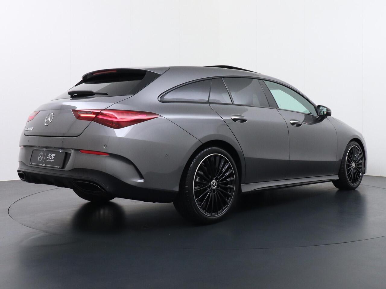 Mercedes-Benz CLA-KLASSE Shooting Brake 180 Business Solution AMG | Panorama - Schuifdak | Distronic Cruise Control | Memorystoelen | Head-Up Display | 360° Camera | Apple Carplay & Android Auto | Nightpakket