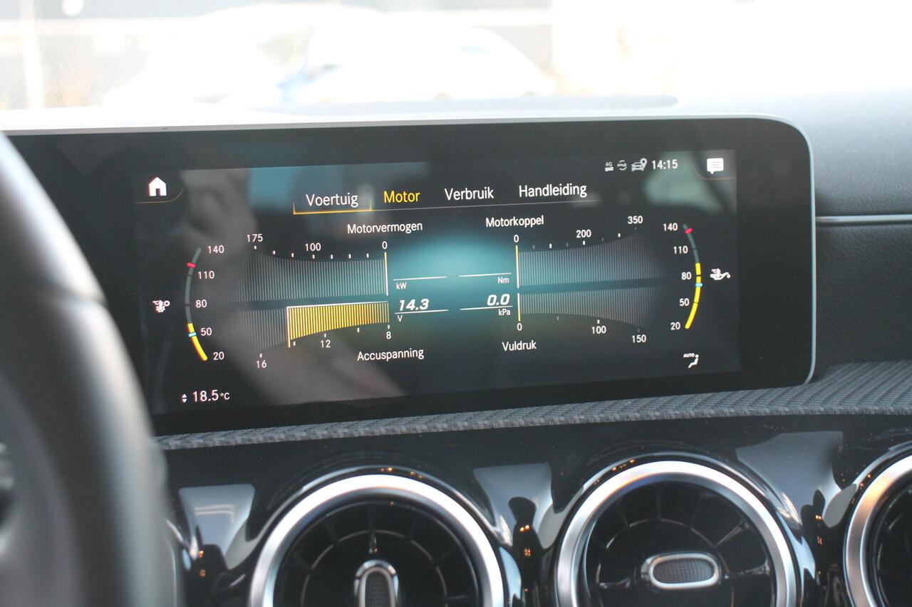 Mercedes-Benz CLA-KLASSE Shooting Brake 180 Advantage ? Camera ? Zwarte Hemel ? Rijklaar ? 1 Jaar Bovag Garantie ?