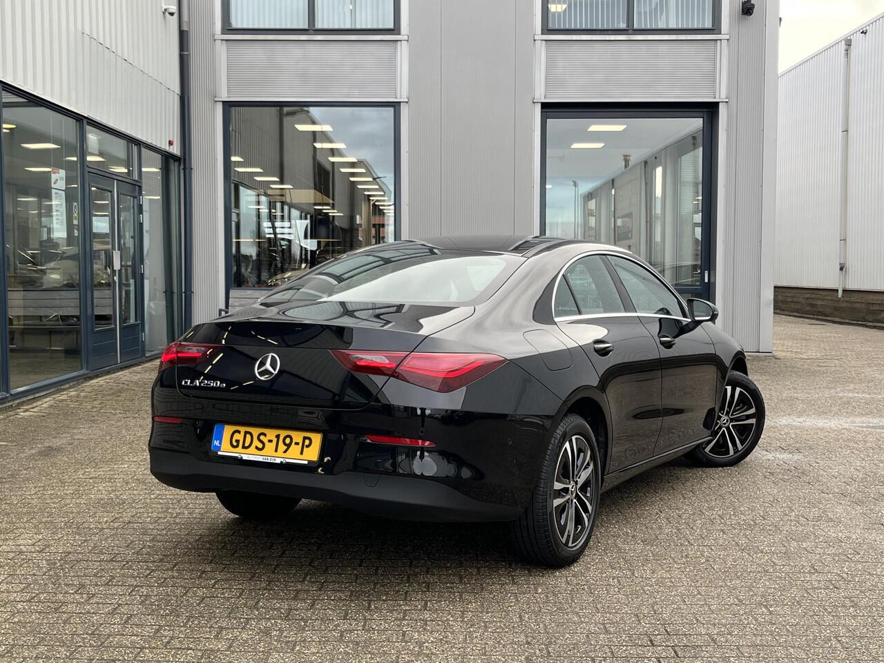 Mercedes-Benz CLA-KLASSE 250 e Star Edition | NL Auto/Navi/Clima/Cruise/Camera/PDC V+A/17"/Digitaal Instrumentenpaneel