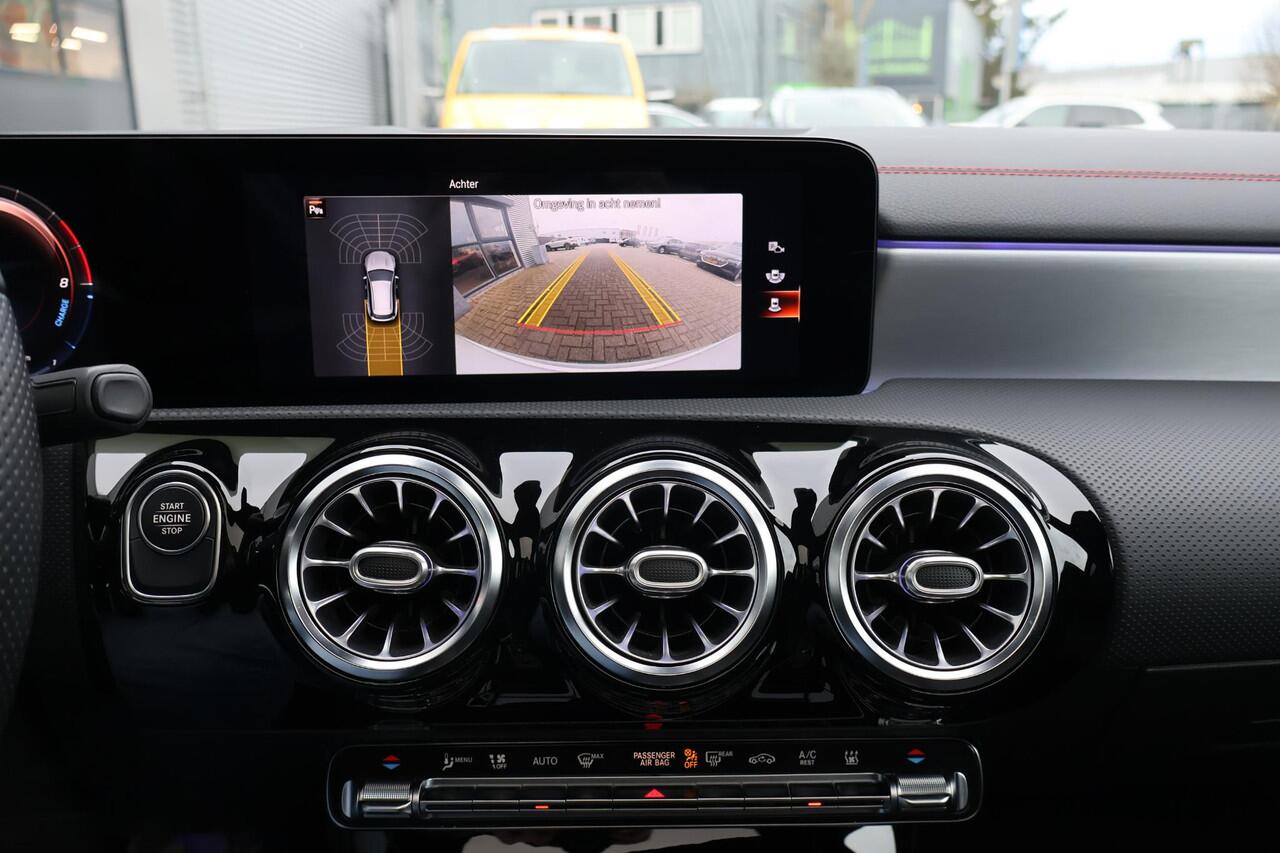 Mercedes-Benz CLA-KLASSE Shooting Brake 250e Business Solution AMG Limited 1e Eigenaar | Dealer Onderh | NL-Auto | BTW | Pano | Sfeer | WideScreen | Memory | Stoelverwarming | Elek Stoel/Klep | Matrix Led | 2 LaadKabels | Climate | Navi | Cruise | PDC