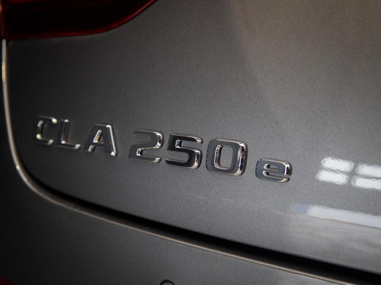 Mercedes-Benz CLA-KLASSE Shooting Brake 250 e Star Edition AMG Line