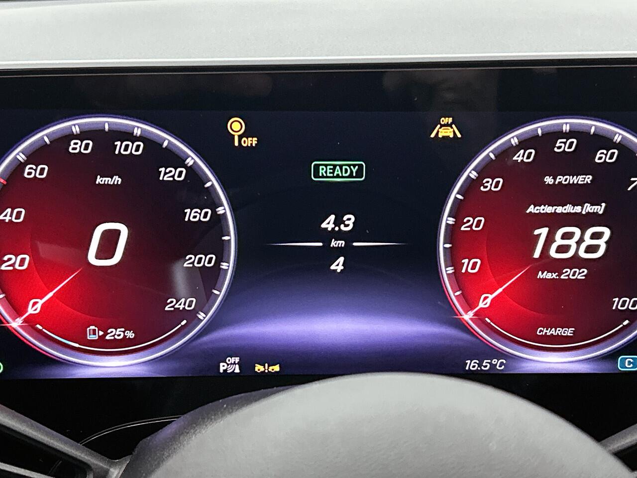 Mercedes-Benz CLA-KLASSE 250+ Launch Edition 85 kWh Trekhaak | Adaptieve Cruisecontrol | Multibeam LED | Panoramadak | Antidiefstal pakket URBAN GUARD | Warmtepomp | Memorypakket |