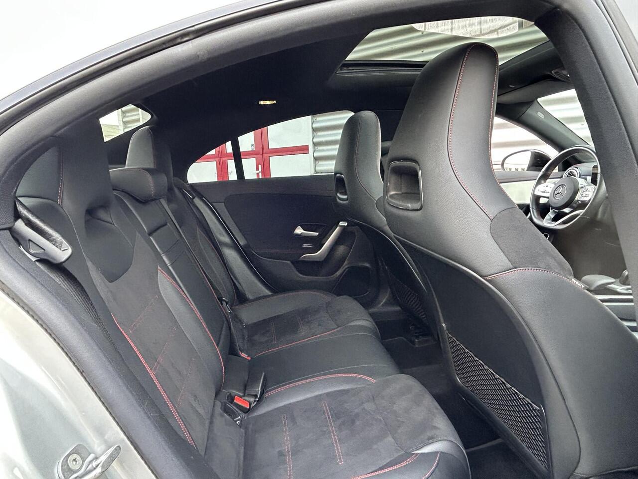 Mercedes-Benz CLA-KLASSE 250 e AMG | Rijassistentie+ | Head-Up Display