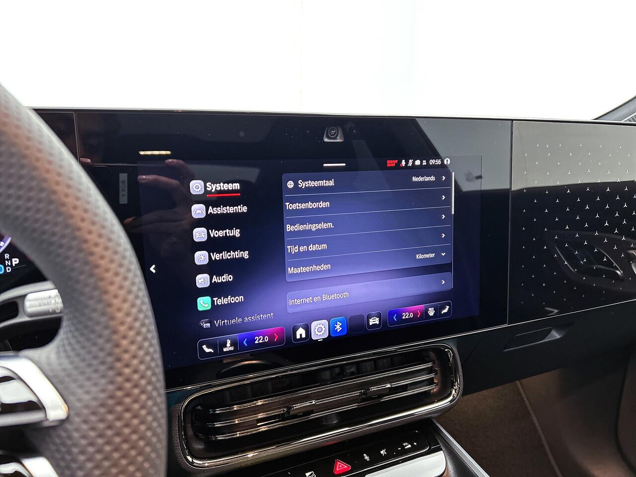 Mercedes-Benz CLA-KLASSE 250+ Launch Edition 85 kWh | Trekhaak | Nightpakket | Warmtepomp | Memorypakket voorstoelen | Antidiefstal pakket URBAN GUARD | Adaptieve Cruisecontrol | SIerdelen aluminium |