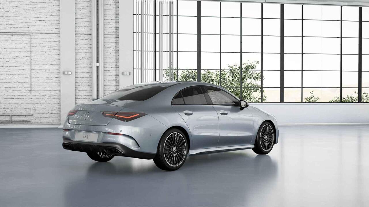 Mercedes-Benz CLA-KLASSE 180 Business Solution AMG | Panoramaschuifdak | AMG Line Plus | Head-up display | Nightpakket | 360° camera | Dodehoekassistent |