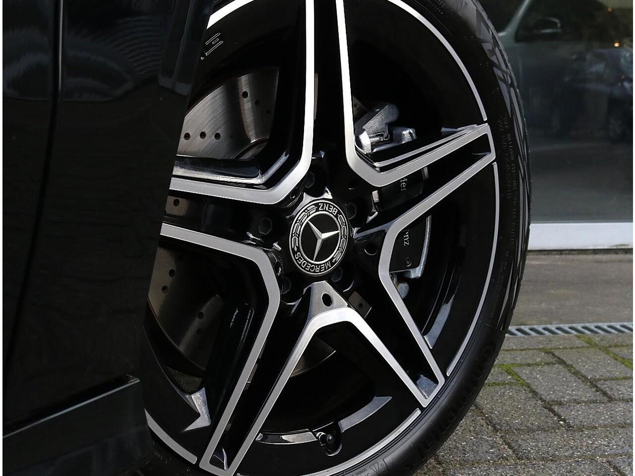 Mercedes-Benz CLA-KLASSE 250 e AMG Line | Panoramadak | Sfeerverlichting