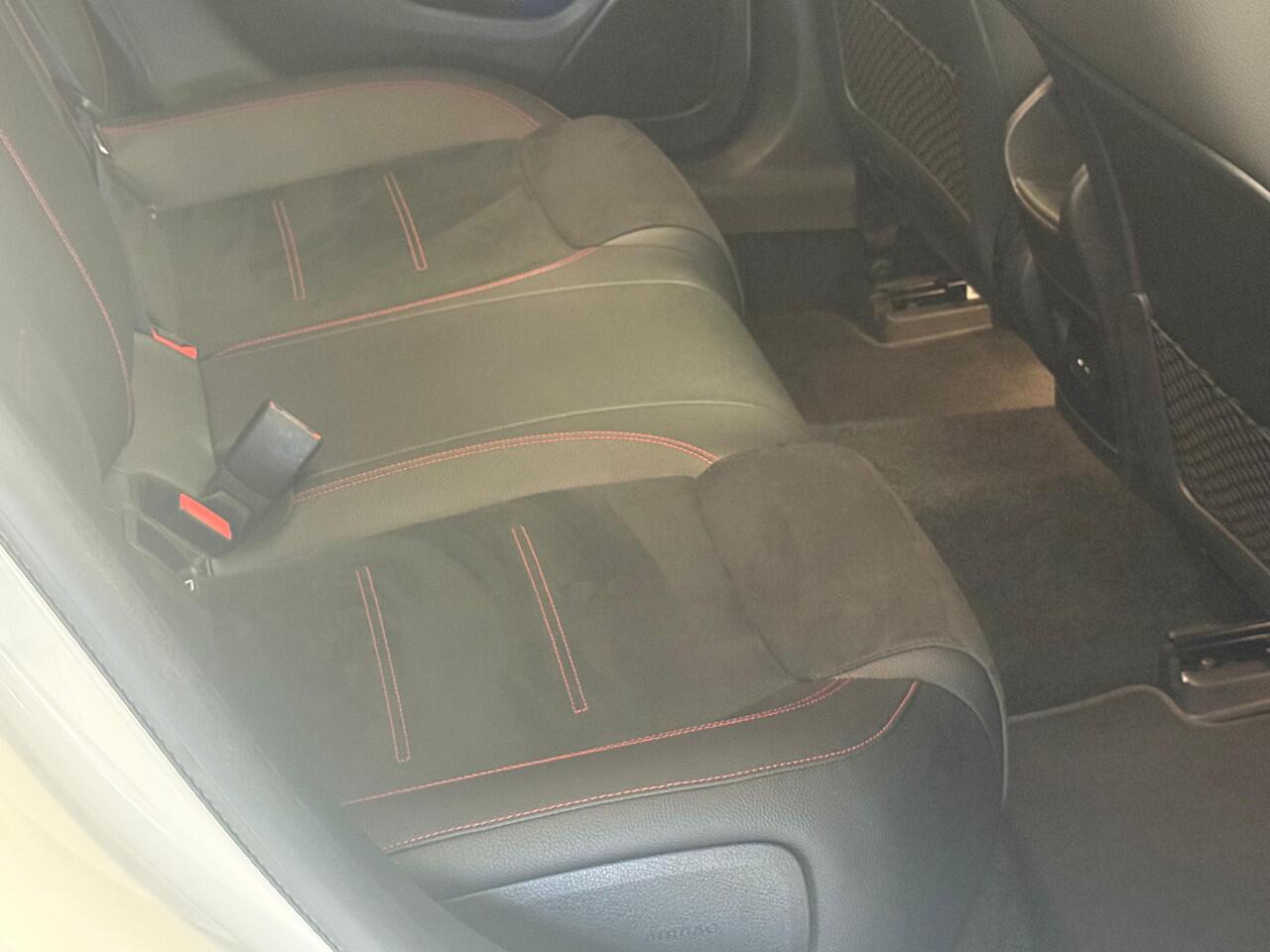 Mercedes-Benz CLA-KLASSE Shooting Brake 250e Amg Line Pano Navi Camera Led Zeer Compleet! 56dkm!