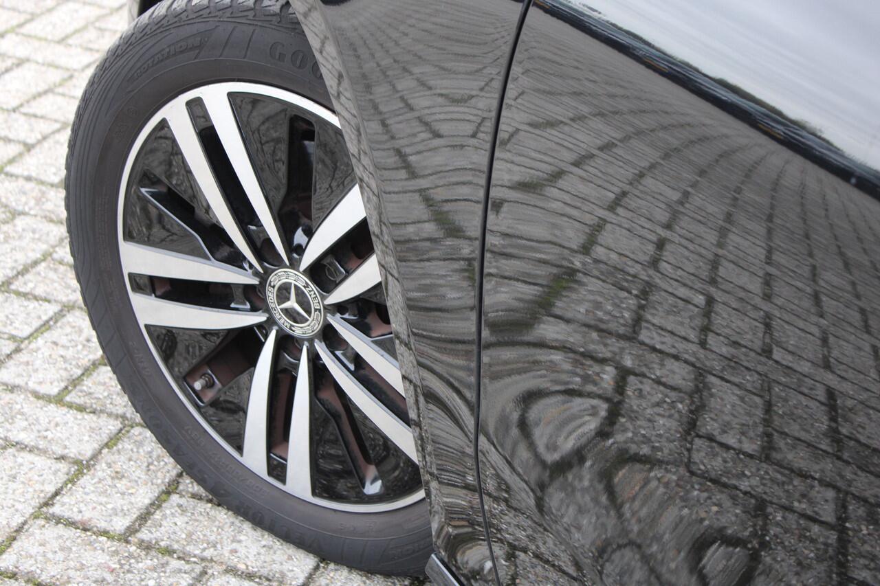 Mercedes-Benz CLA-KLASSE Shooting Brake 200 AUT7 Business Solution Luxury LEDER SFEER WIDESCREEN CAMERA