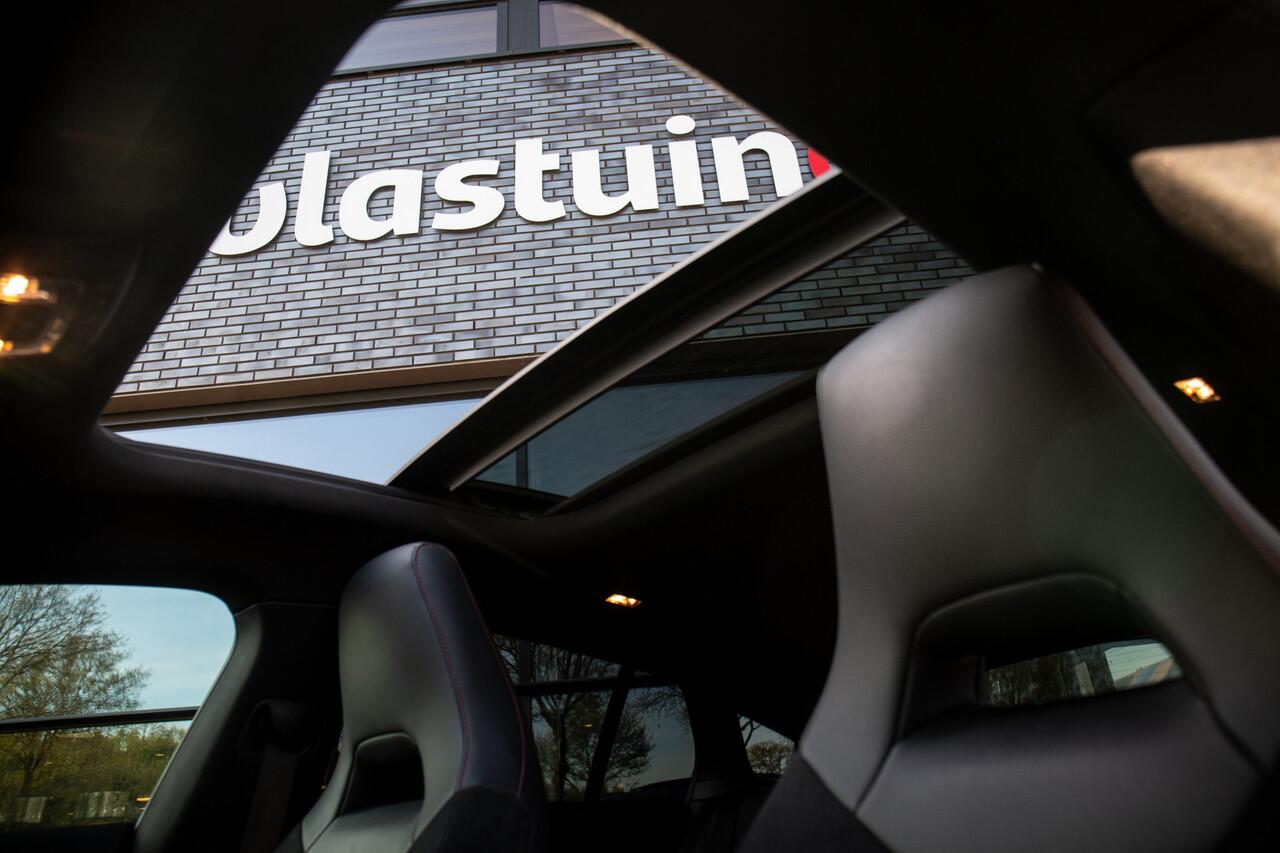 Mercedes-Benz CLA-KLASSE Shooting Brake 250 e AMG Line , Panorama dak, Camera, Sfeerverlichting,