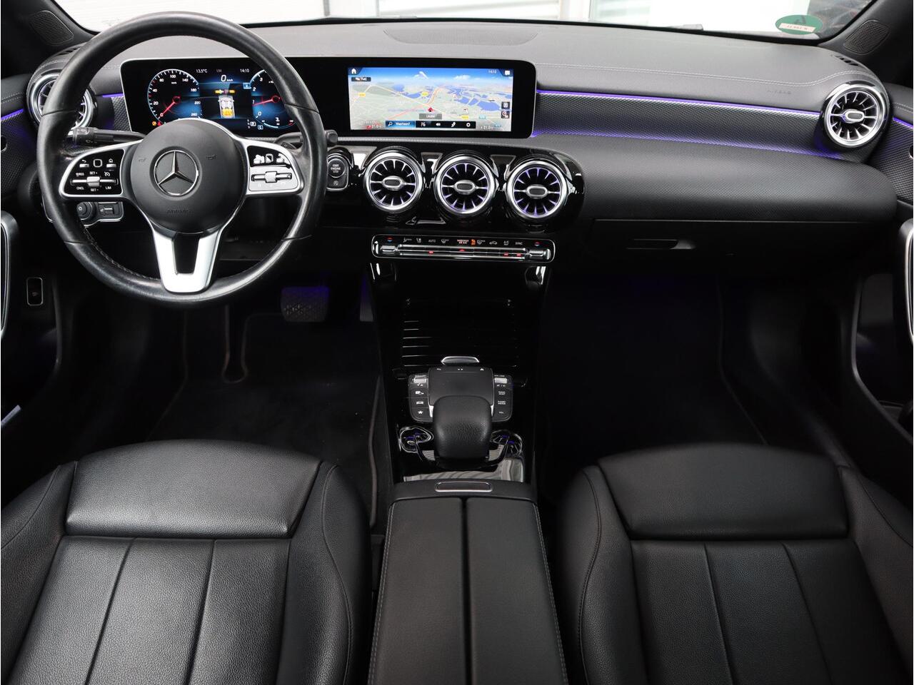 Mercedes-Benz CLA-KLASSE 180 Business Solution Luxury
